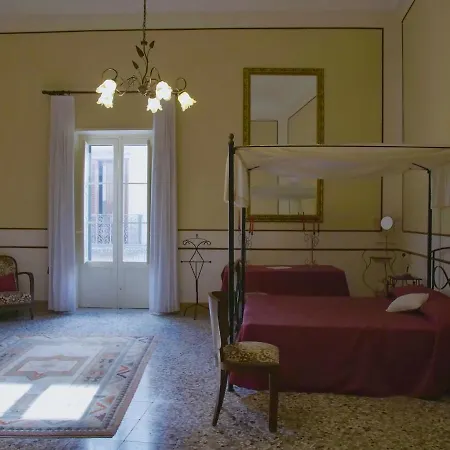 Antico Palazzo Murri Διαμέρισμα